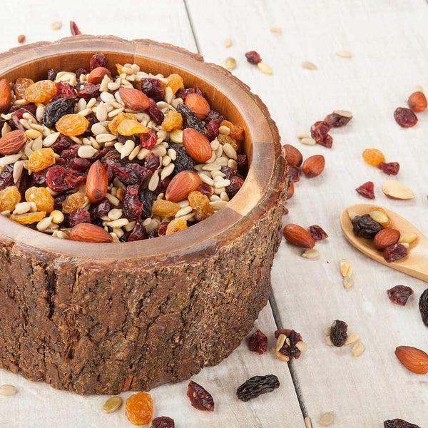 Restaurantware Bio Tek 30 Oz Round Natural Acacia Serving Bowl - Varnished Bark Edges - 6" X 6" X 3" - 1 Count Box