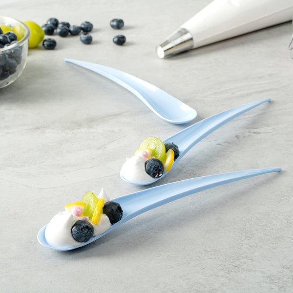 Restaurantware Blue Plastic Deco Party Spoon - 8" - 500 Count Box