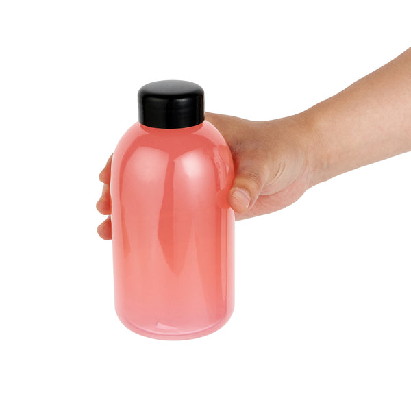 Restaurantware Bottle Tek 20 Oz Round Clear PET Juice Bottle - With Cap - 3 " X 3" X 6 1/4" - 100 Count Box"