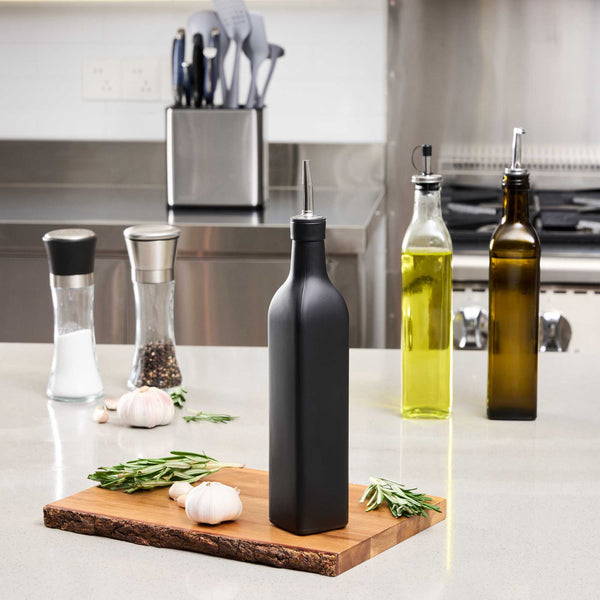 Restaurantware Chef 101 17 Oz Black Glass Olive Oil Dispenser - With Stainless Steel Pourer Funnel Kit - 2 1/4" X 2 1/4" X 12 1/2" - 1 Count Box