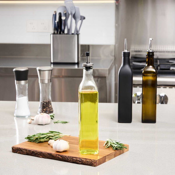 Restaurantware Chef 101 17 Oz Glass Olive Oil Dispenser - With Stopper Spout Funnel Kit - 2 1/4" X 2 1/4" X 12 1/2" - 1 Count Box