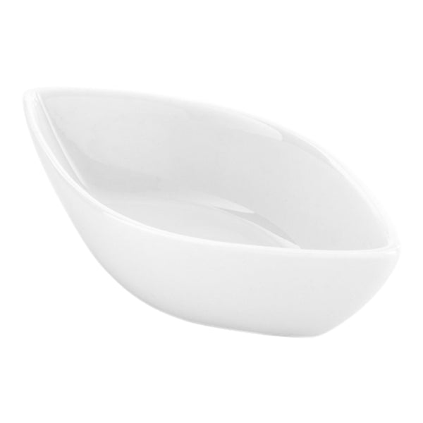 Restaurantware Chef 101 2 Oz Oval White Porcelain Mini Canoe Dish - 4" X 2" X 1 1/4" - 10 Count Box