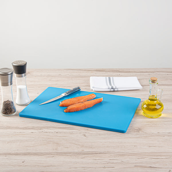 Restaurantware Chef 101 Blue Plastic Cutting Board - 18" X 12" - 10 Count Box