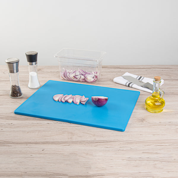 Restaurantware Chef 101 Blue Plastic Cutting Board - 20" X 15" - 10 Count Box