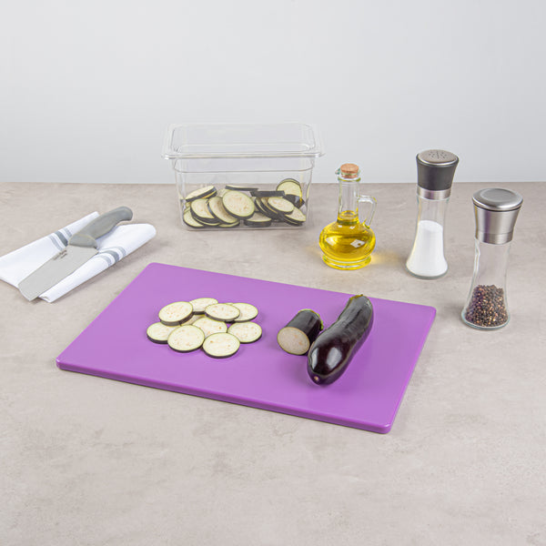 Restaurantware Chef 101 Purple Plastic Cutting Board - 18" X 12" - 10 Count Box