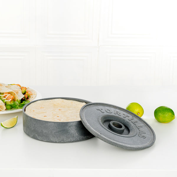 Restaurantware Chef 101 Round Gray Plastic Tortilla Warmer / Server - 8 1/2" X 8 1/2" X 2 1/4" - 10 Count Box