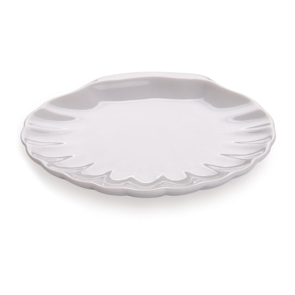Restaurantware Chef 101 Shell White Porcelain Mini Shell Plate - 3" X 3" - 10 Count Box