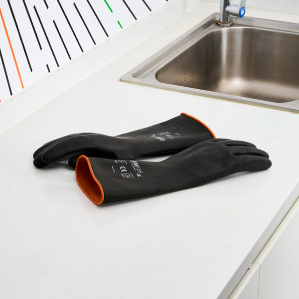 Restaurantware Clean Tek Professional 30 Mil Black Latex Chemical-Resistant Gloves - Unlined Heavy Duty - 13 3/4" - Pair - 10 Count Box
