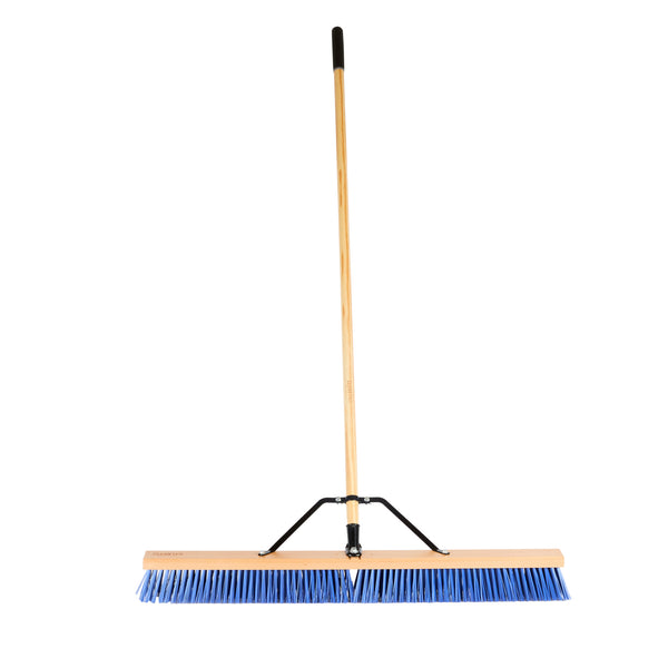 Restaurantware Clean Tek Professional 36" Contractor / Push Broom - With Heavy Flagged Bristles 60" Wood Handle - 1 Count Box