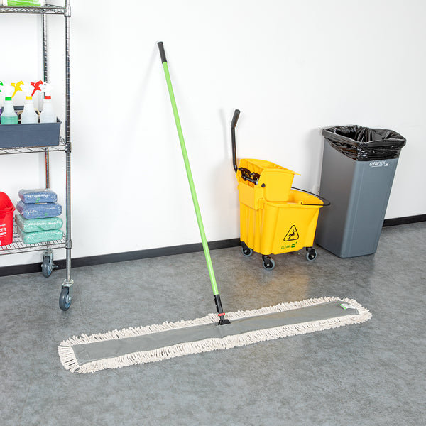 Restaurantware Clean Tek Professional Cotton Dust / Dry Mop - With 64" Handle - 59 3/4" X 5" - 1 Count Box