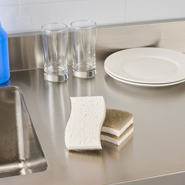 Restaurantware Clean Tek Professional White Cellulose Sponge / Coconut Heavy-Duty Scrubber Combo - Biodegradable - 4 1/2" X 2 3/4" X 3/4" - 24 Count Box