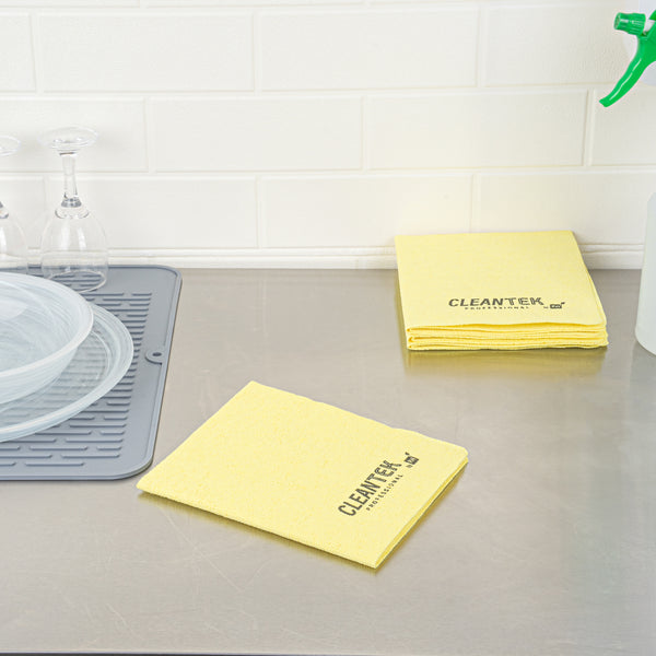 Restaurantware Clean Tek Professional Yellow Microfiber Cleaning / Drying Cloth - 13'' X 15'' - 100 Count Box