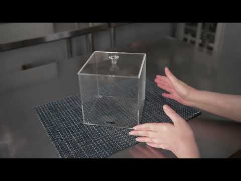 Restaurantware Clear Tek Clear Acrylic Large Candy Container - Display Box - 7 3/4" X 7 3/4" X 7 3/4" - 1 Count Box