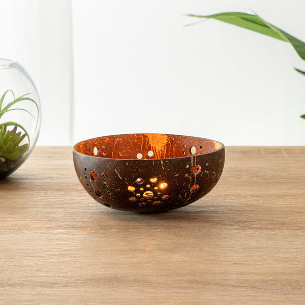Restaurantware Coco Casa Brown Handmade Coconut Shell Candle Holder - Sun Pattern - 5" X 5" X 2" - 10 Count Box