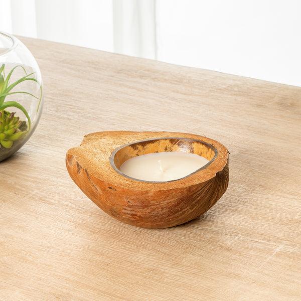 Restaurantware Coco Casa Handmade Coconut Shell Husk Candle - Sandalwood - 6 1/2" X 6 1/2" X 2 1/2" - 10 Count Box