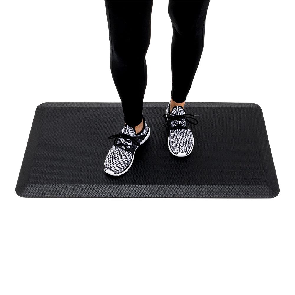 restaurantware Comfy Feet Black Floor Mat - Extra-Padded Non-Slip Anti-Fatigue - 39" x 20" x 3/4" - 1 count box