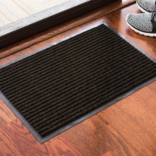 Restaurantware Comfy Feet Brown Carpet Floor Mat - Ribbed - 36" X 24" - 1 Count Box
