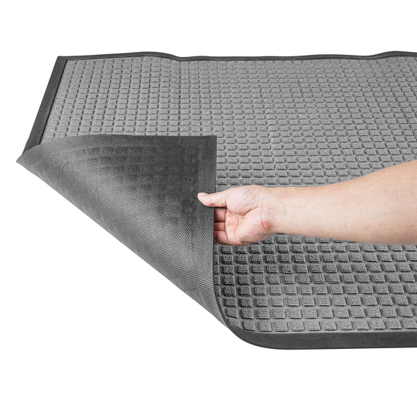 Restaurantware Comfy Feet Gray Heavy-Duty Carpet Floor Mat - Waffle - 60" X 36" - 1 Count Box