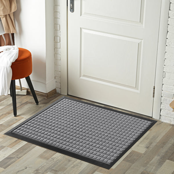 Restaurantware Comfy Feet Gray Heavy-Duty Carpet Floor Mat - Waffle - 36" X 24" - 1 Count Box