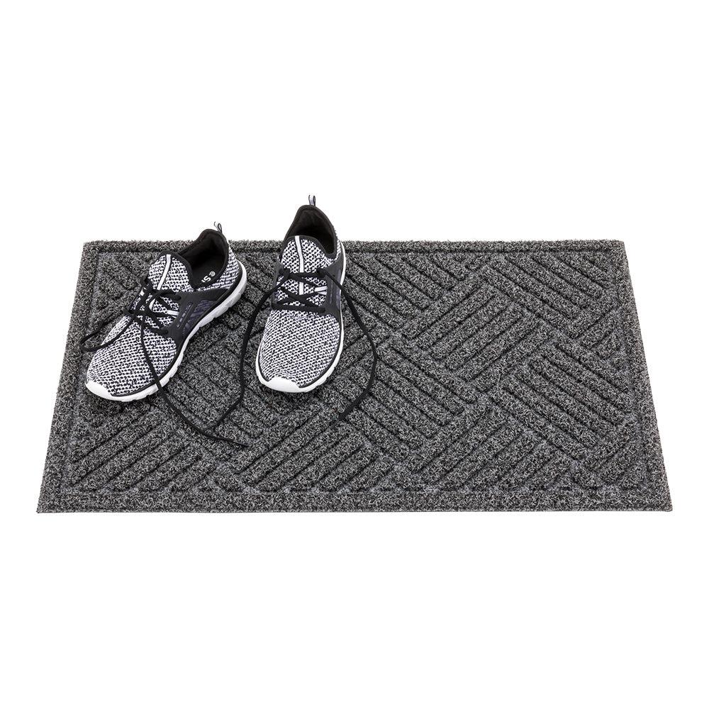 restaurantware Comfy Feet Gray Heavy-Duty Outdoor Floor Mat - Diamond - 36" x 24" - 1 count box