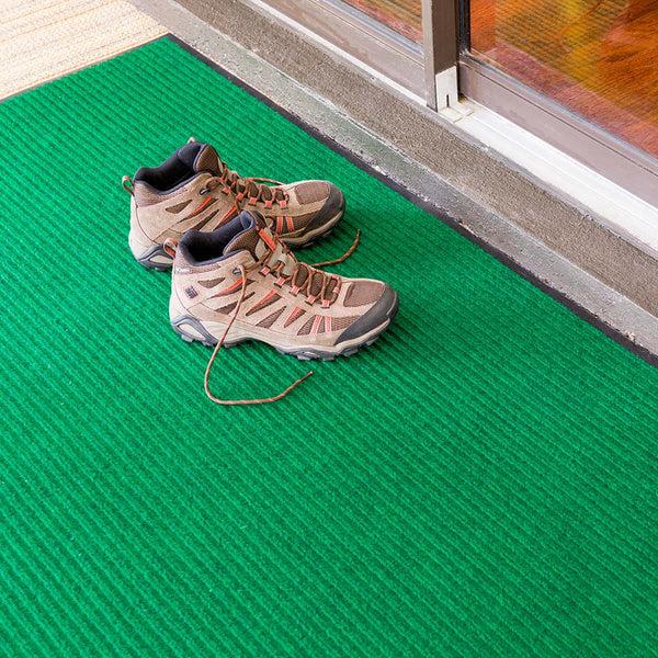 Restaurantware Comfy Feet Green Carpet Floor Mat - Ribbed - 60" X 36" - 1 Count Box