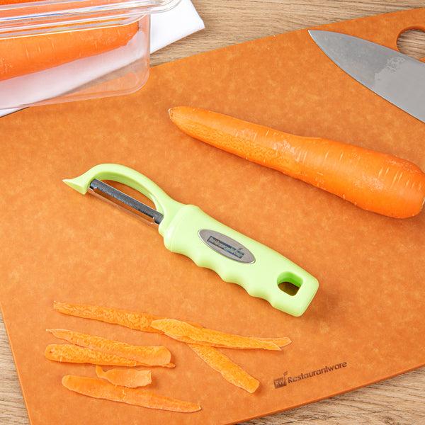 Restaurantware Comfy Grip Green Stainless Steel Vegetable Peeler - 7 1/2" - 1 Count Box