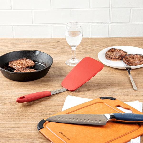 Restaurantware Comfy Grip Red Silicone Solid Turner - 13 1/4" - 1 Count Box