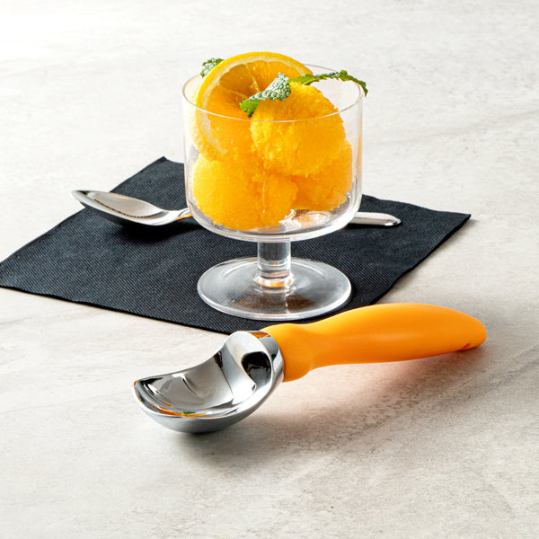 Restaurantware Comfy Grip Tangerine Orange Metal Ice Cream Scoop - 7 3/4" X 2" X 1 3/4" - 1 Count Box