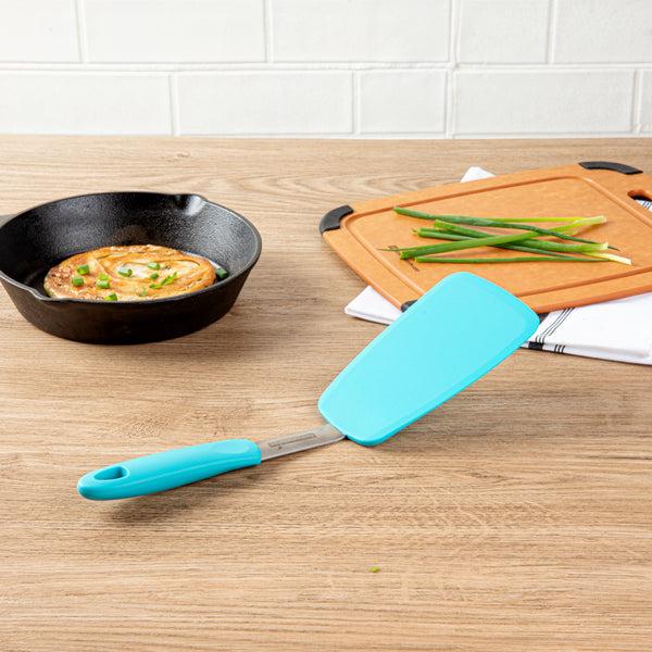 Restaurantware Comfy Grip Turquoise Silicone Solid Turner - 13 1/4" - 1 Count Box