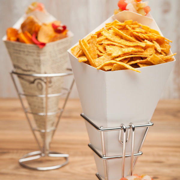 Restaurantware Cone Tek White Paper Food Cone - With Dipping Pocket - 9 1/2" X 5 1/2" - 100 Count Box