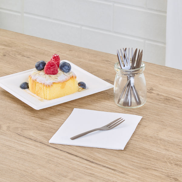 Restaurantware Coppetta Fashion Gray Plastic Cake Fork With Knife Edge - 4" X 3/4" - 500 Count Box