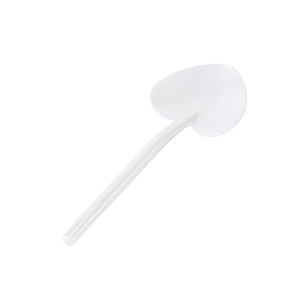 Restaurantware Coppetta Pearl White Plastic Love Shovel Spoon - 3 1/2" X 1 1/4" - 500 Count Box