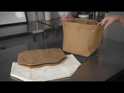 Restaurantware DuraLux White Paper Washable Bag - 7 3/4" X 7 3/4" X 9 3/4" - 1 Count Box
