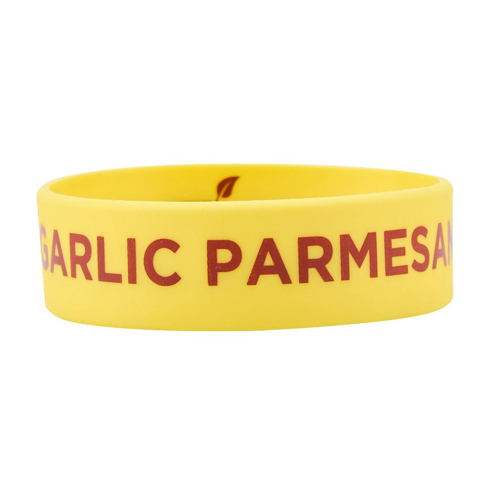restaurantware First In First Out Yellow Silicone Garlic Parmesan Label Band - Fits 16 20 and 24 oz Squeeze Bottles - 10 count box