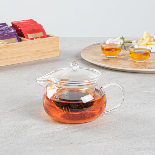 Restaurantware Forma Professional 17 Oz Round Glass Teapot - Double Wall - 5 1/4" X 5 1/4" X 5" - 1 Count Box