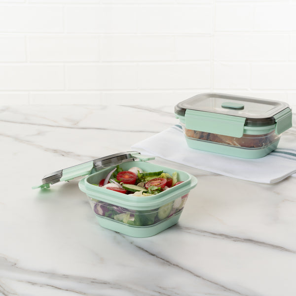 Restaurantware Fresh Hero 17 Oz Green Plastic Airtight Food Storage Container - With Vented Lid Collapsible - 5 1/2" X 5 1/2" X 2 3/4" - 20 Count Box