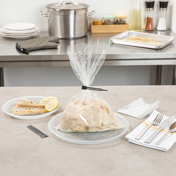 Restaurantware Fresh Hero Clear Plastic Oven Bag - With Ties BPA-Free - 10" × 15" - 200 Count Box