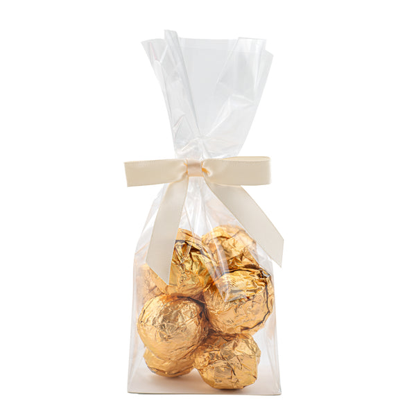 Restaurantware Gift Tek Ivory White Polyester Satin Twist Tie Bow - Pre-Tied - 3" X 2 1/2" - 4000 Count Box