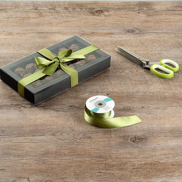 Restaurantware Gift Tek Spring Moss Green Polyester Satin Ribbon - Single Face - 1" X 10 Yds - 10 Count Box
