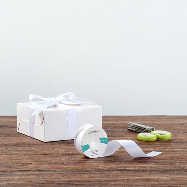 Restaurantware Gift Tek White Polyester Satin Ribbon - Single Face - 1" X 10 Yds - 10 Count Box