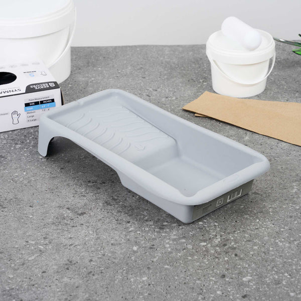 Restaurantware Handy Tek 1.5 Qt Gray Plastic Paint Tray - 14" X 7" X 2 1/2" - 96 Count Box