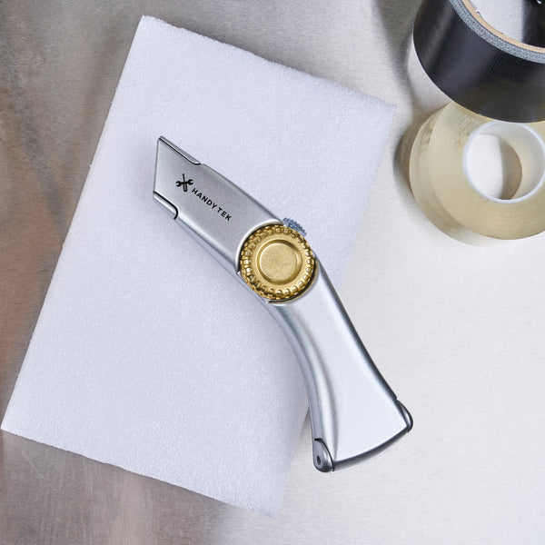 Restaurantware Handy Tek Silver Utility Knife - With Blade Lock Wheel Quick Change Heavy Duty - 7" - 6 Count Box