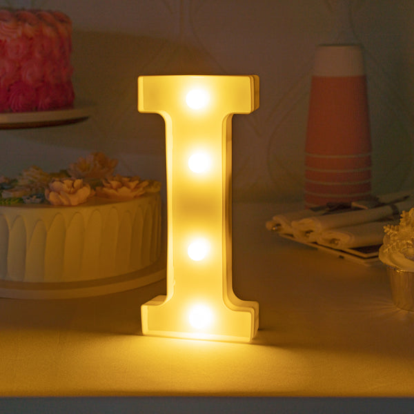 Restaurantware Illumify White LED Marquee Letter I Sign - 8 3/4" - 1 Count Box