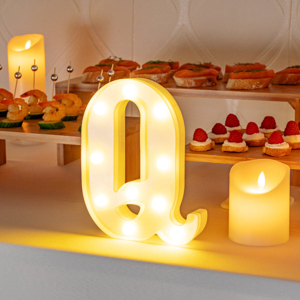 Restaurantware Illumify White LED Marquee Letter Q Sign - 8 3/4" - 1 Count Box