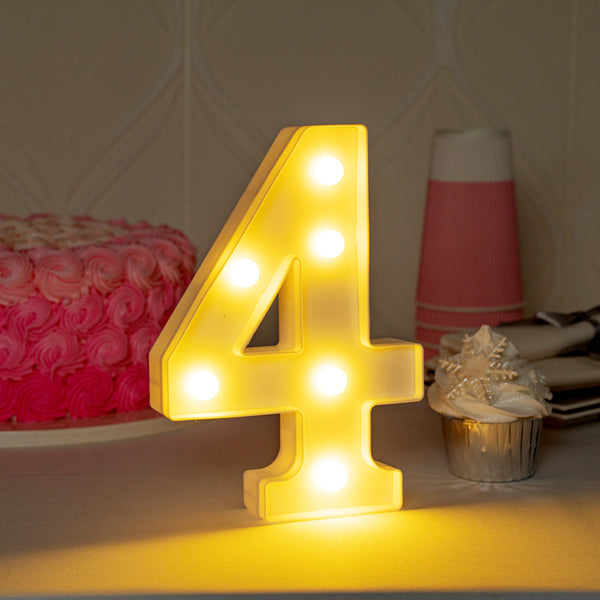 Restaurantware Illumify White LED Marquee Number 4 Sign - 8 3/4" - 1 Count Box