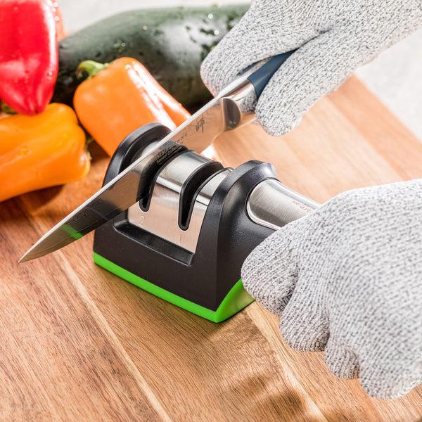 Restaurantware Kitchen Tek Commercial Knife Sharpener - Diamond Edge Manual Tabletop Design - 7 3/4" X 2" X 2 3/4" - 1 Count Box