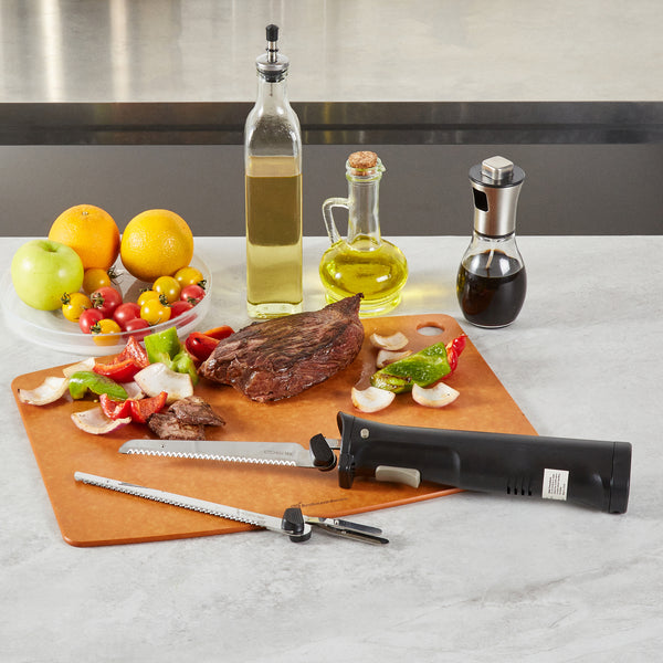 Restaurantware Kitchen Tek Cordless Electric Knife Set - With Lithium Ion Battery 100-240V - 1 Count Box