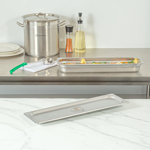 Restaurantware Kitchen Tek Stainless Steel Lid - Fits 1/2 Size Long Steam Table Pan - 12 Count Box