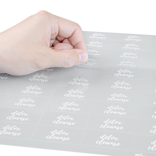 Restaurantware Label Tek Plastic Detox Cleanse Label - Clear With White Font Water-Resistant - 2" X 1" - 100 Count Box