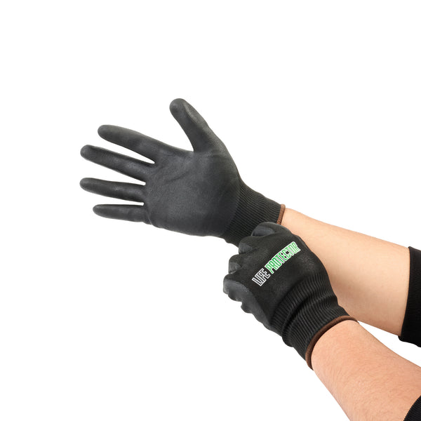 Restaurantware Life Protector Black HPPE Nylon / Spandex Large Work Gloves - With Ultra-Thin Foam Nitrile Palm Coating Cut-Resistant - Pair - 10 Count Box